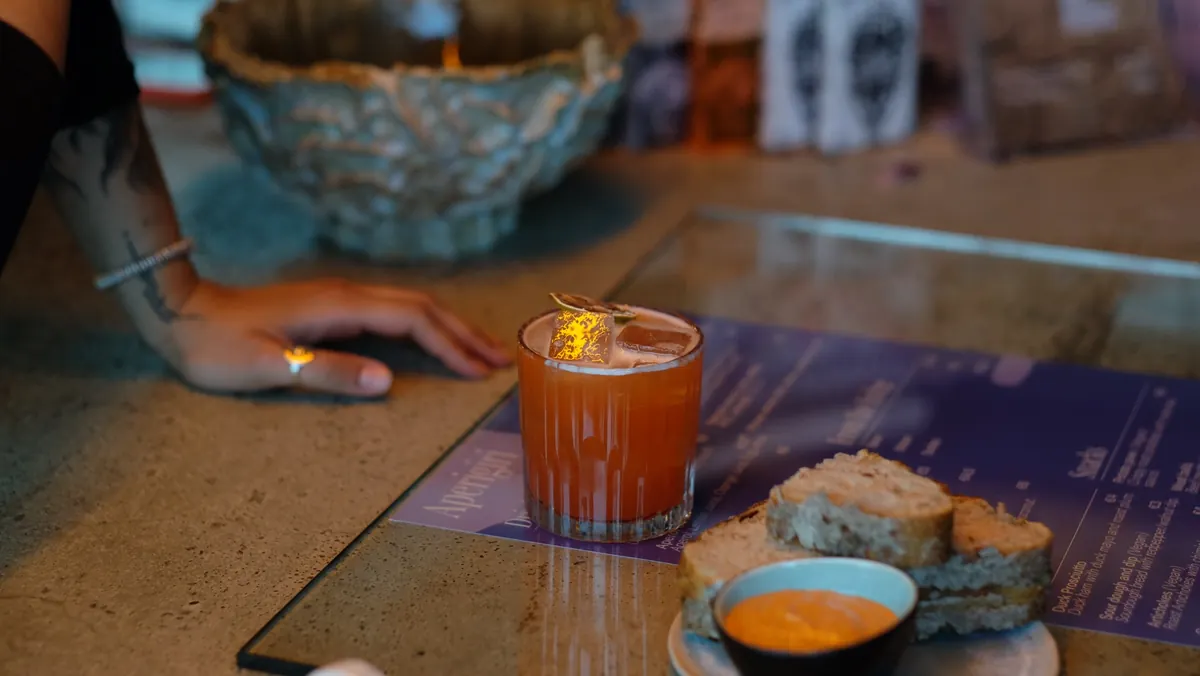 Essen und Getränke bei GIRI